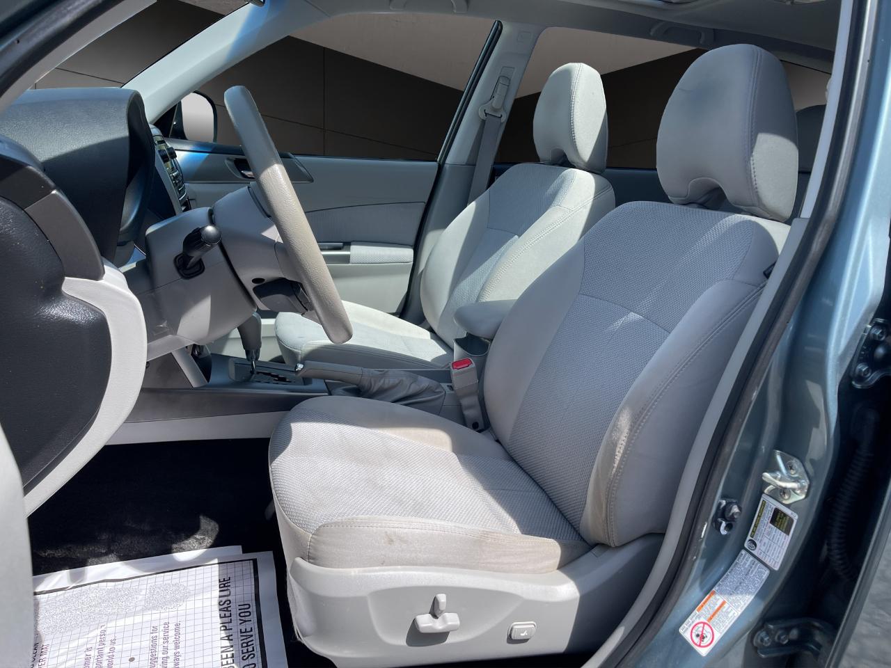 Subaru Forester 4dr Auto 2.5X Premium 2012