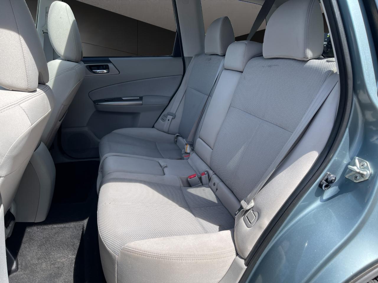 Subaru Forester 4dr Auto 2.5X Premium 2012