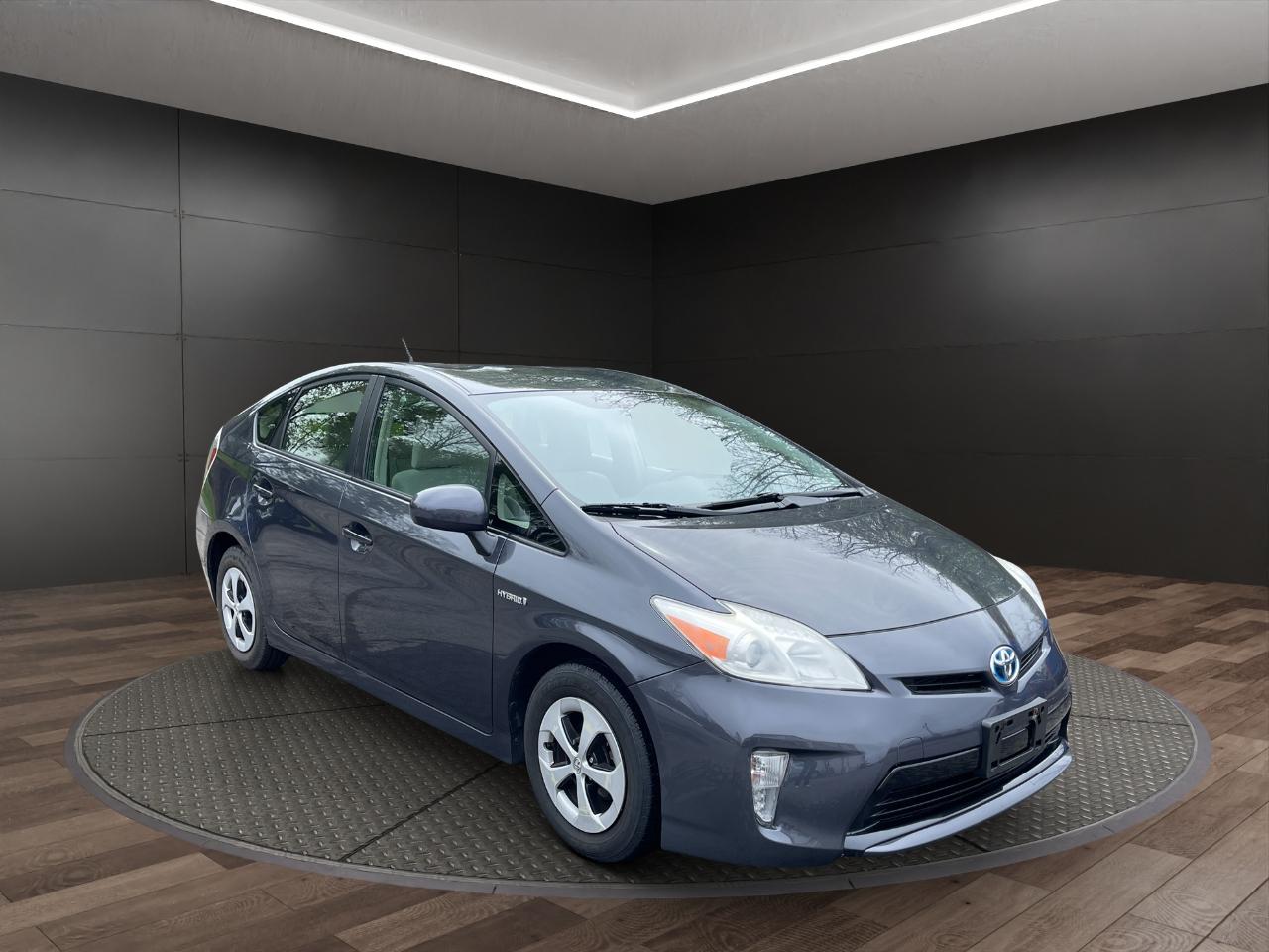Toyota Prius 5dr HB Three (Natl) 2012