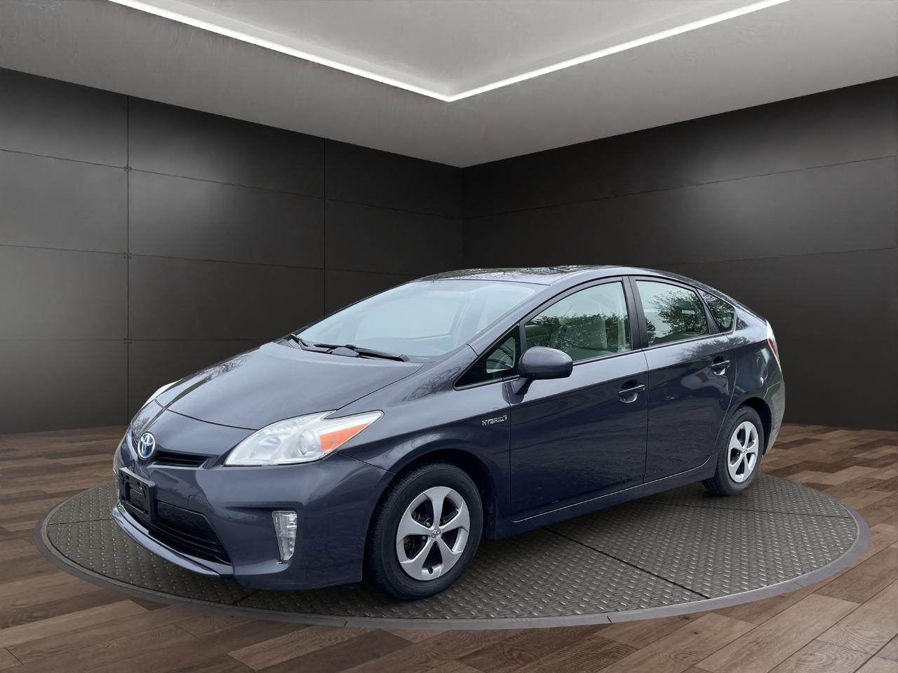Toyota Prius 5dr HB Three (Natl) 2012
