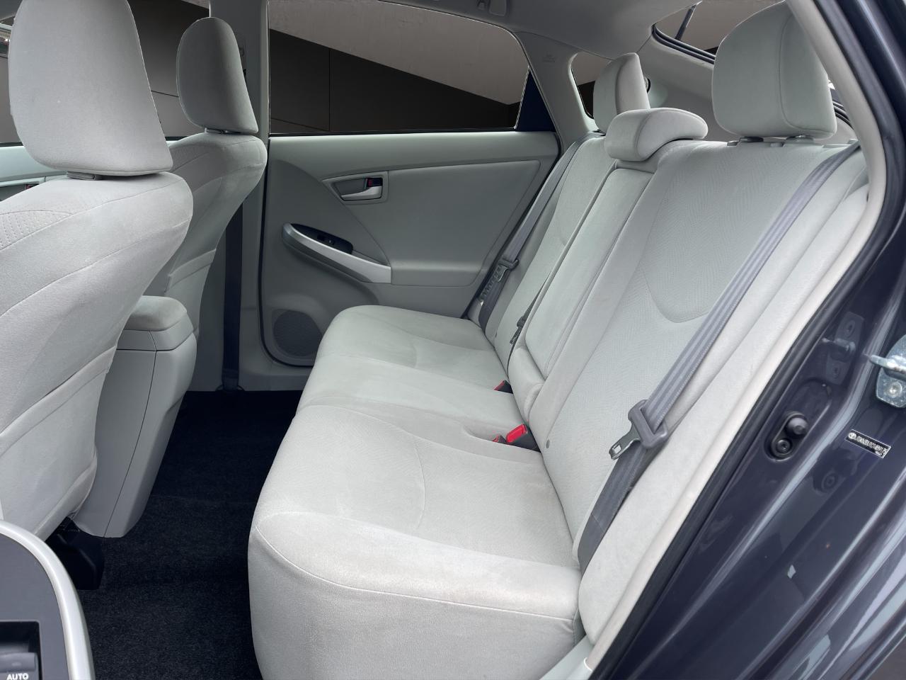 Toyota Prius 5dr HB Three (Natl) 2012