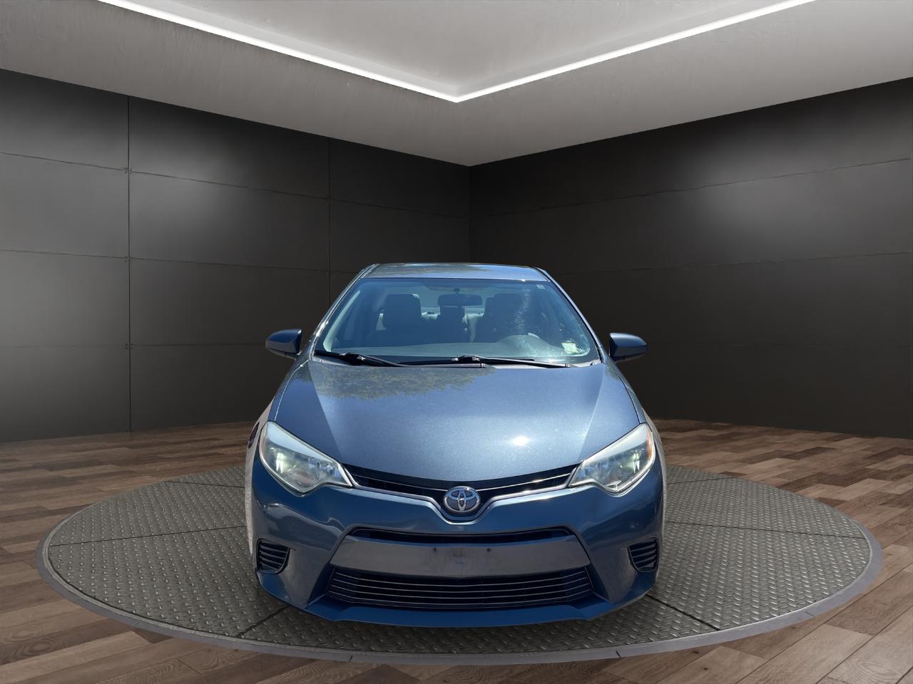 Toyota Corolla 4dr Sdn CVT LE Premium (Natl) 2015