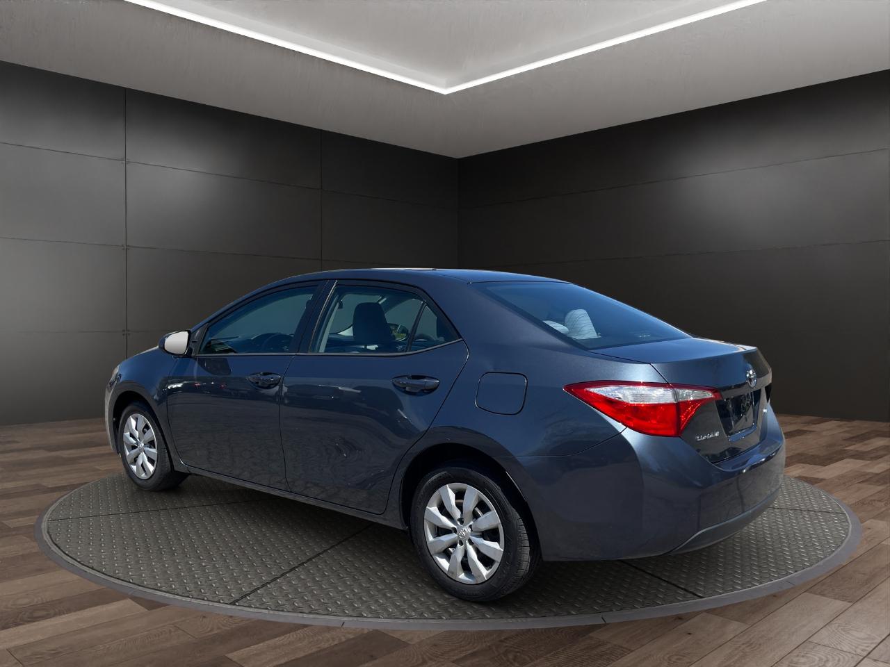Toyota Corolla 4dr Sdn CVT LE Premium (Natl) 2015