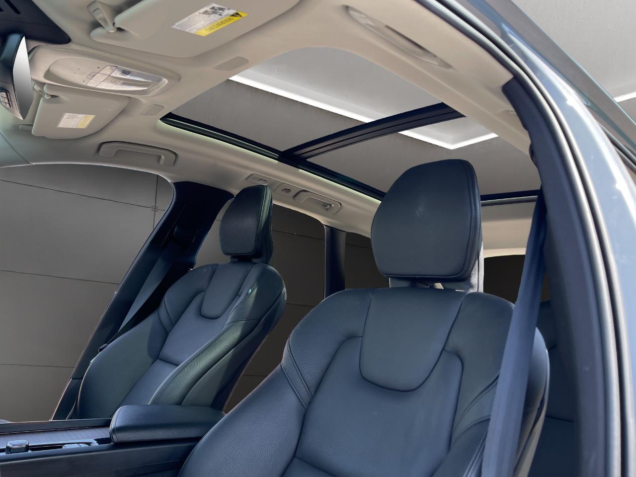 Volvo XC60 B5 AWD Momentum 2022