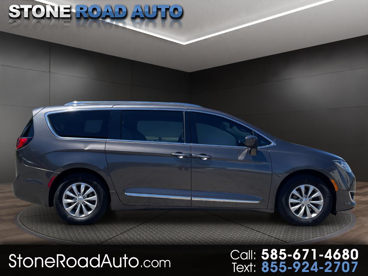 2018 Chrysler Pacifica Touring L FWD