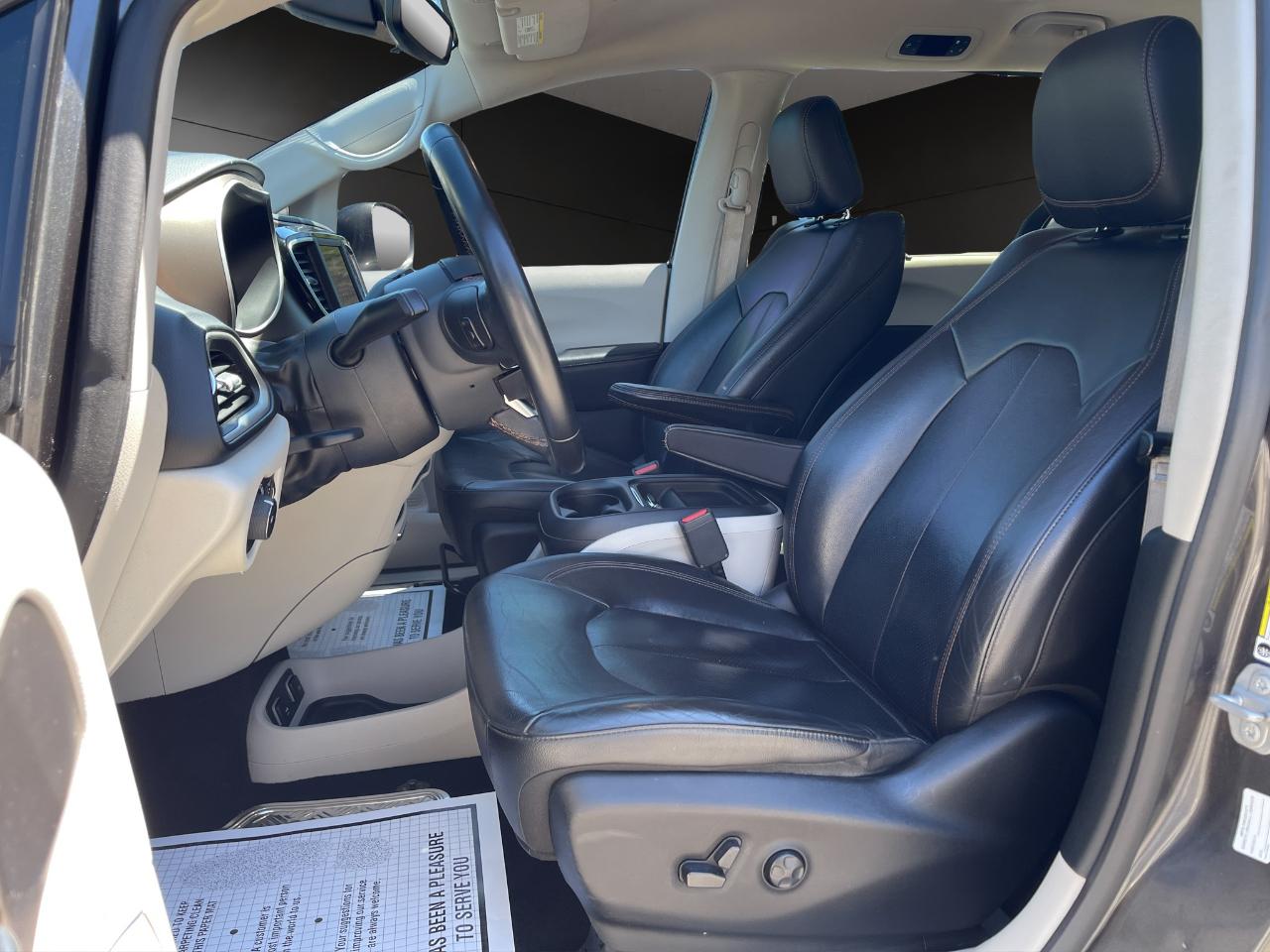 Chrysler Pacifica Touring L FWD 2018