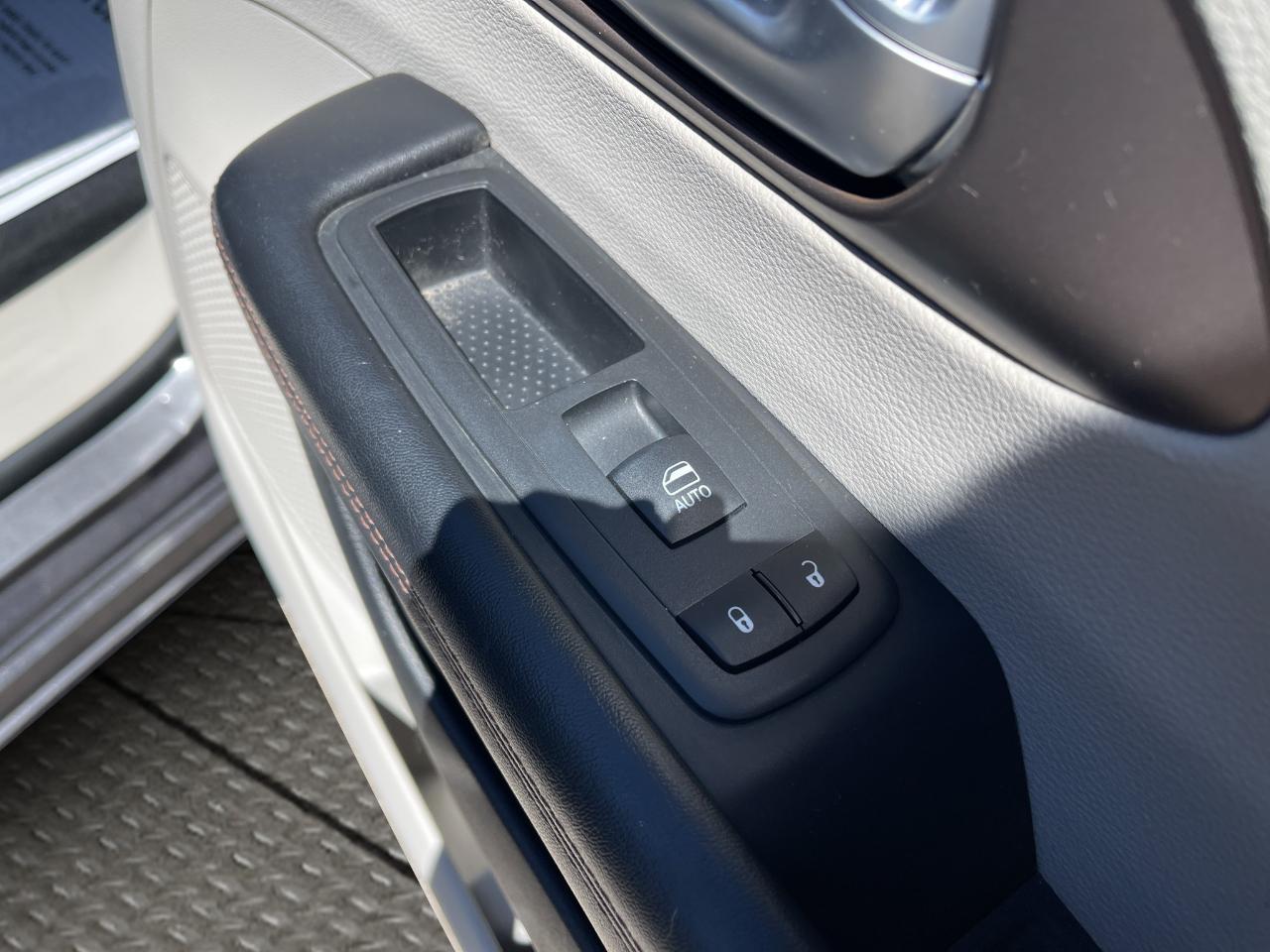 Chrysler Pacifica Touring L FWD 2018