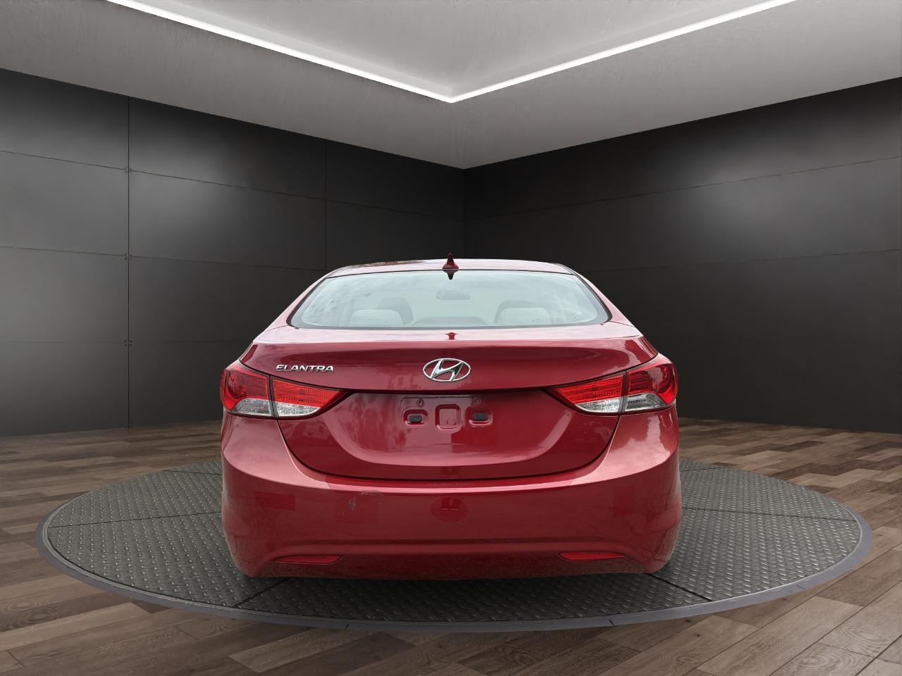 Hyundai Elantra 4dr Sdn Auto GLS PZEV (Ulsan Plant) 2013