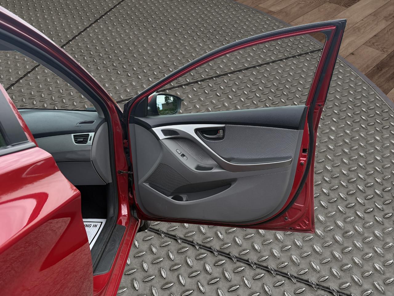 Hyundai Elantra 4dr Sdn Auto GLS PZEV (Ulsan Plant) 2013