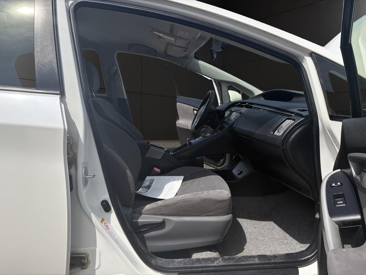 Toyota Prius 5dr HB Persona (Natl) 2013