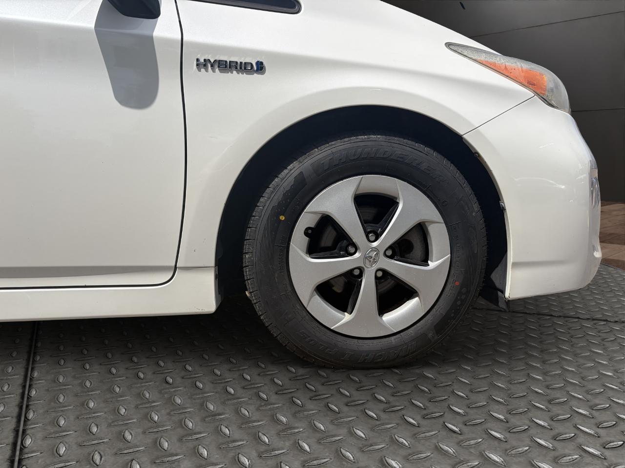 Toyota Prius 5dr HB Persona (Natl) 2013