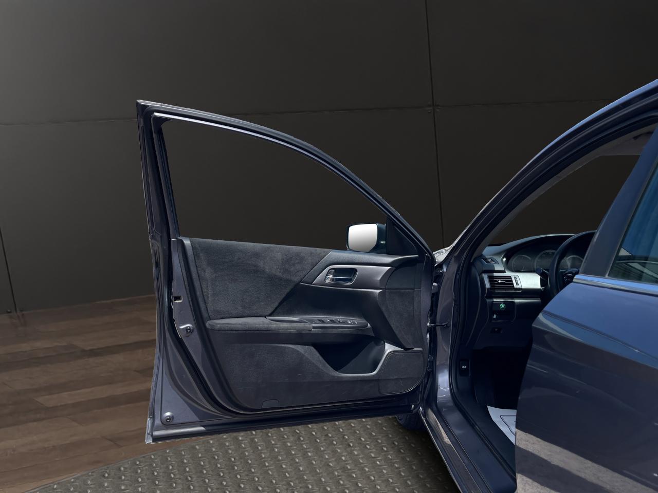 Honda Accord Sdn 4dr I4 CVT LX 2013