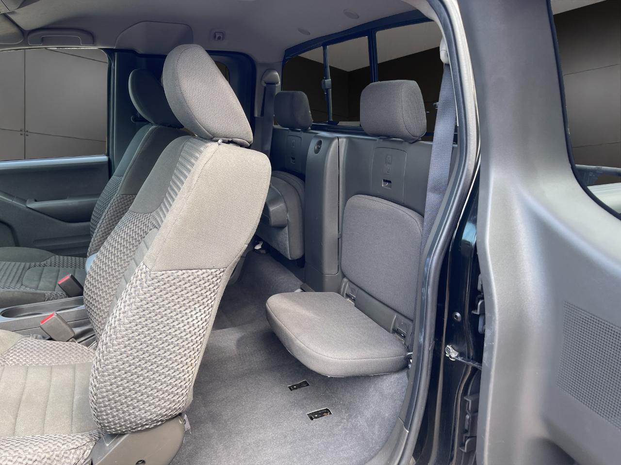 Nissan Frontier King Cab 4x4 SV Auto 2020