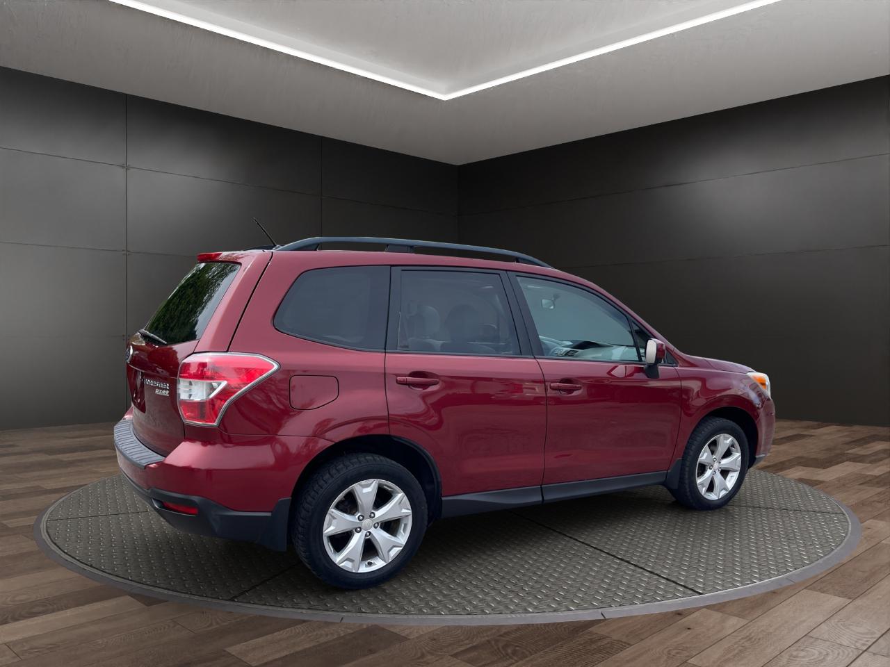 Subaru Forester 4dr CVT 2.5i Premium PZEV 2015