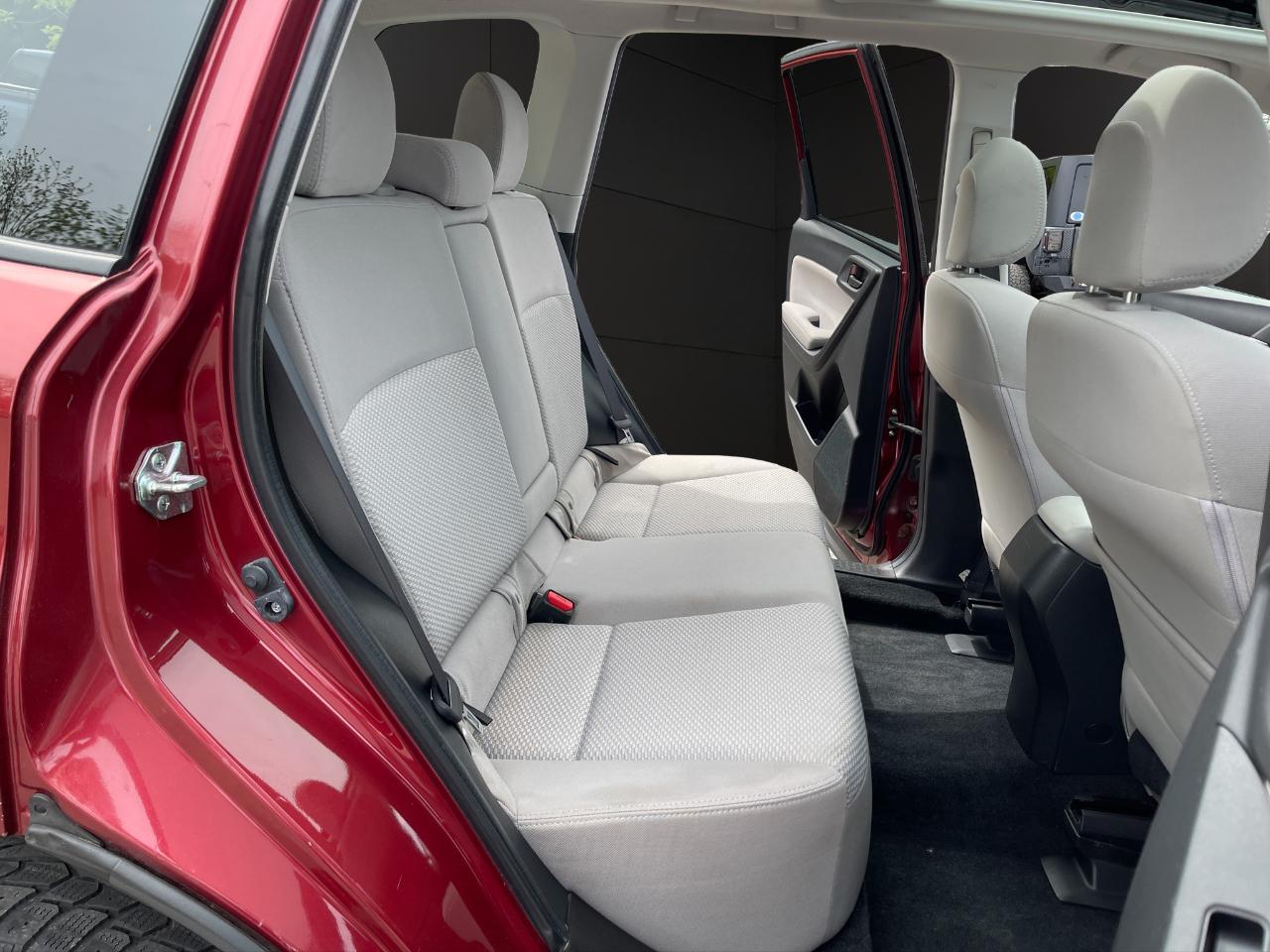 Subaru Forester 4dr CVT 2.5i Premium PZEV 2015
