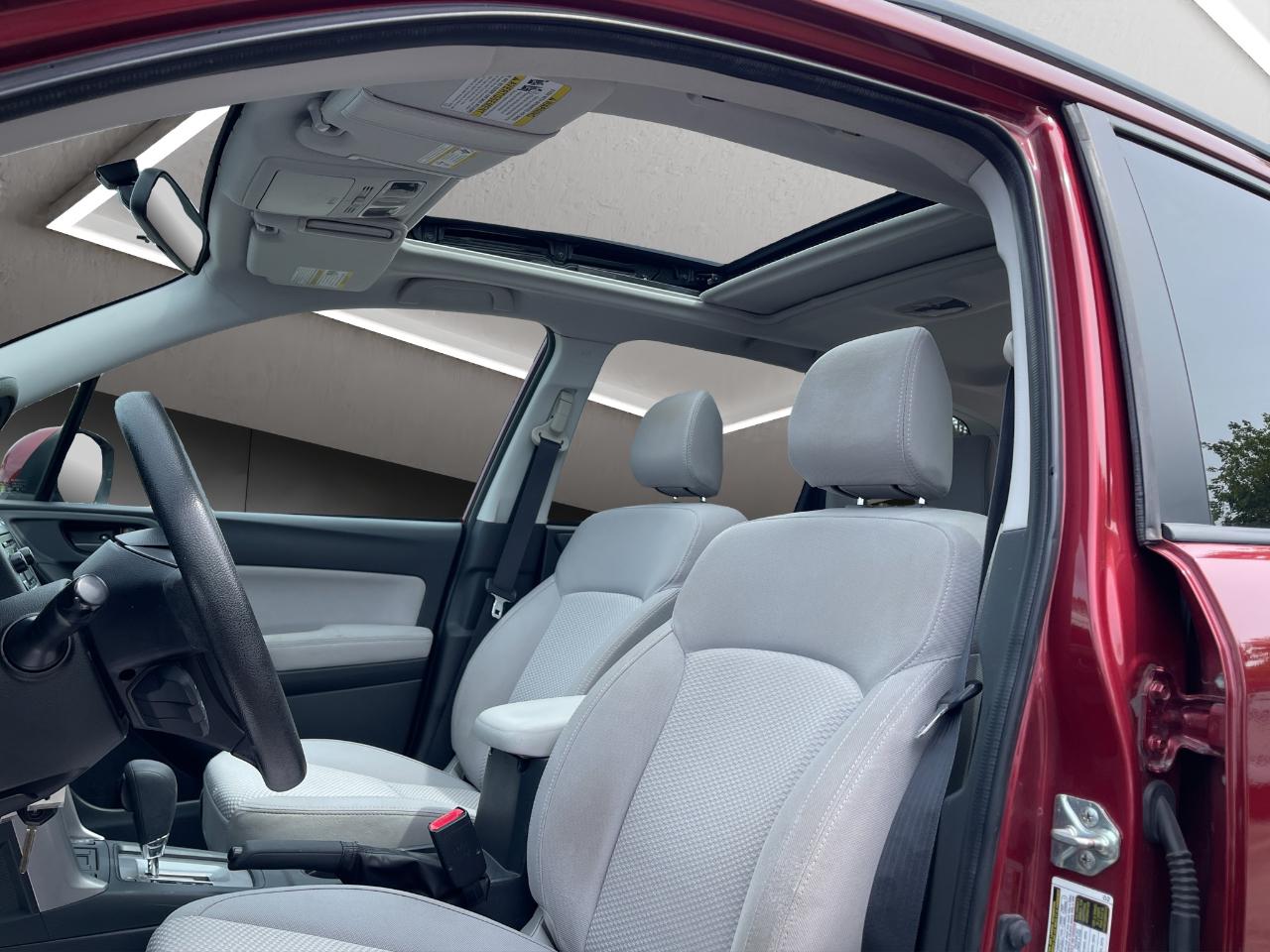 Subaru Forester 4dr CVT 2.5i Premium PZEV 2015