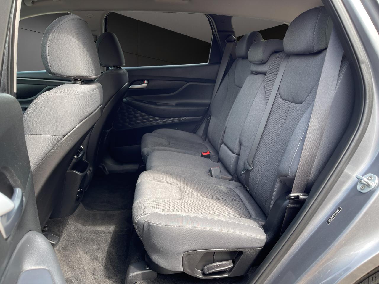Hyundai Santa Fe SE 2.4L Auto AWD 2019