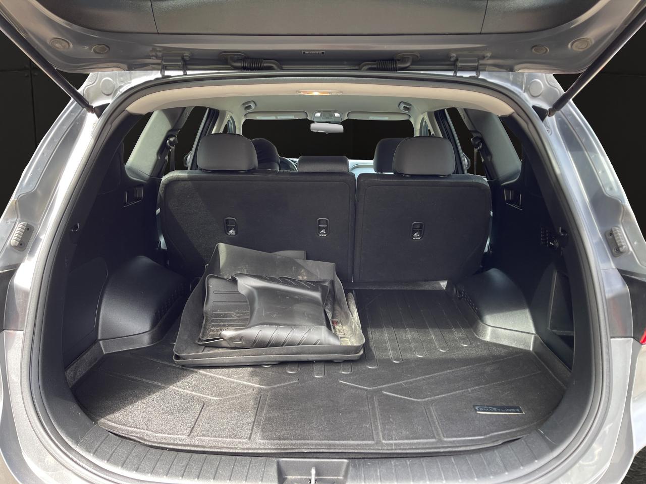 Hyundai Santa Fe SE 2.4L Auto AWD 2019