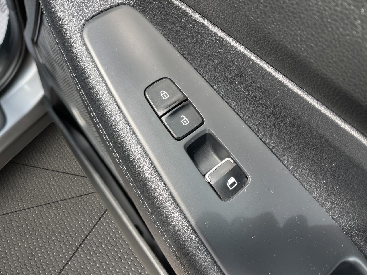 Hyundai Santa Fe SE 2.4L Auto AWD 2019