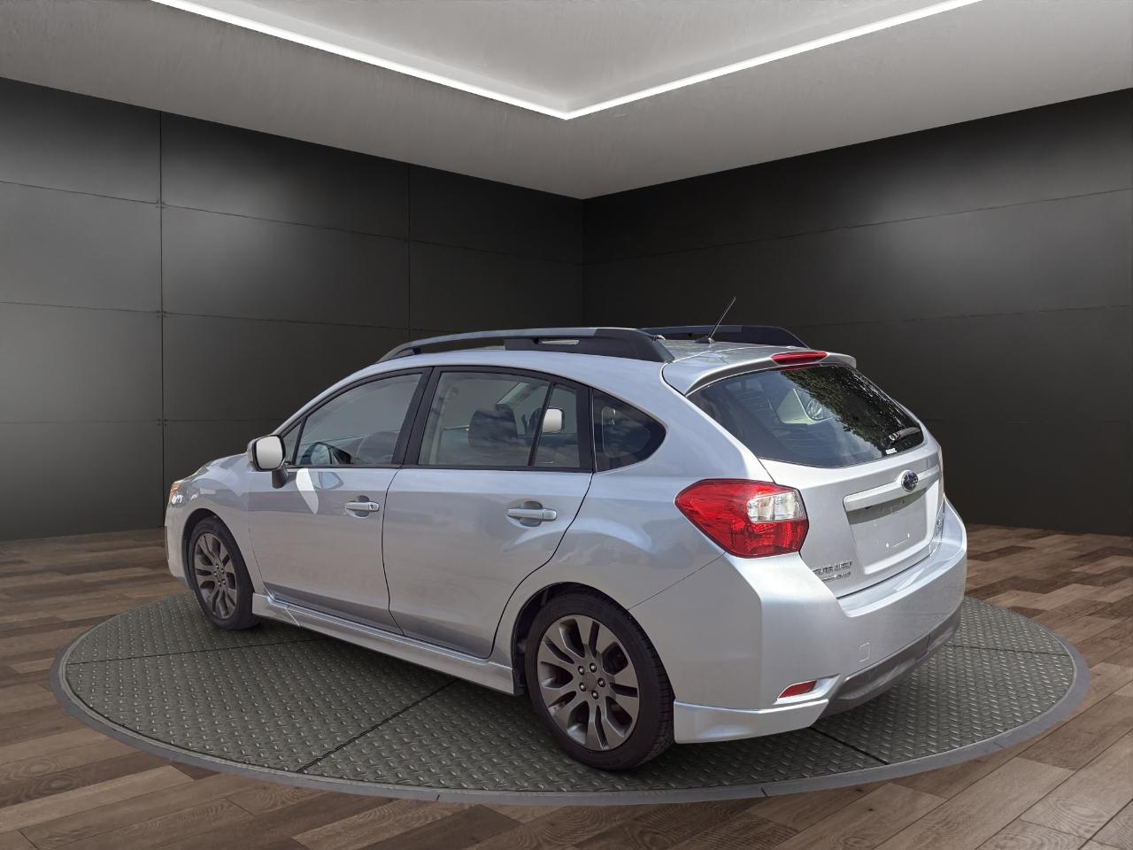 Subaru Impreza Wagon 5dr Auto 2.0i Sport Limited 2014