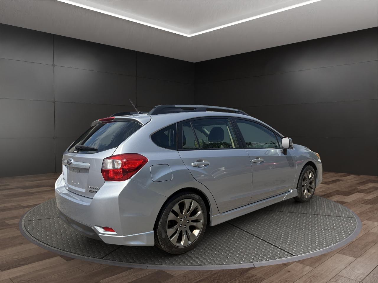 Subaru Impreza Wagon 5dr Auto 2.0i Sport Limited 2014