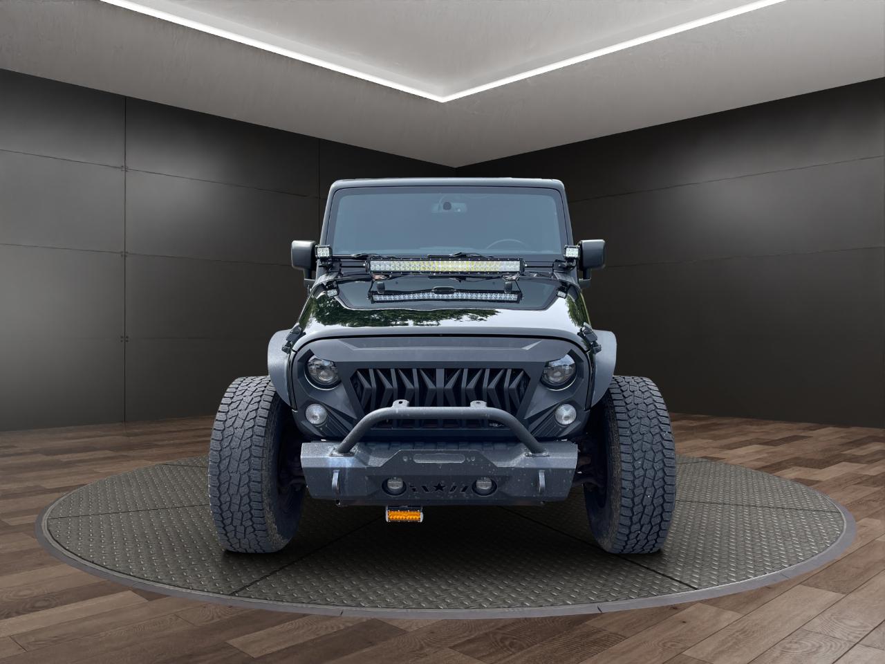 Jeep Wrangler Unlimited 4WD 4dr Sahara 2017
