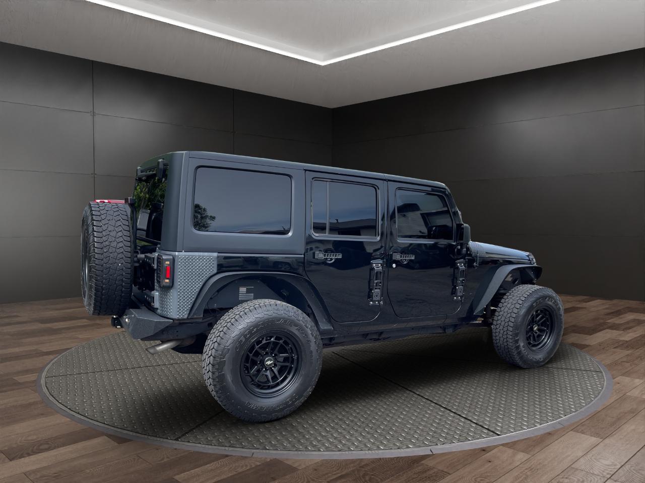 Jeep Wrangler Unlimited 4WD 4dr Sahara 2017