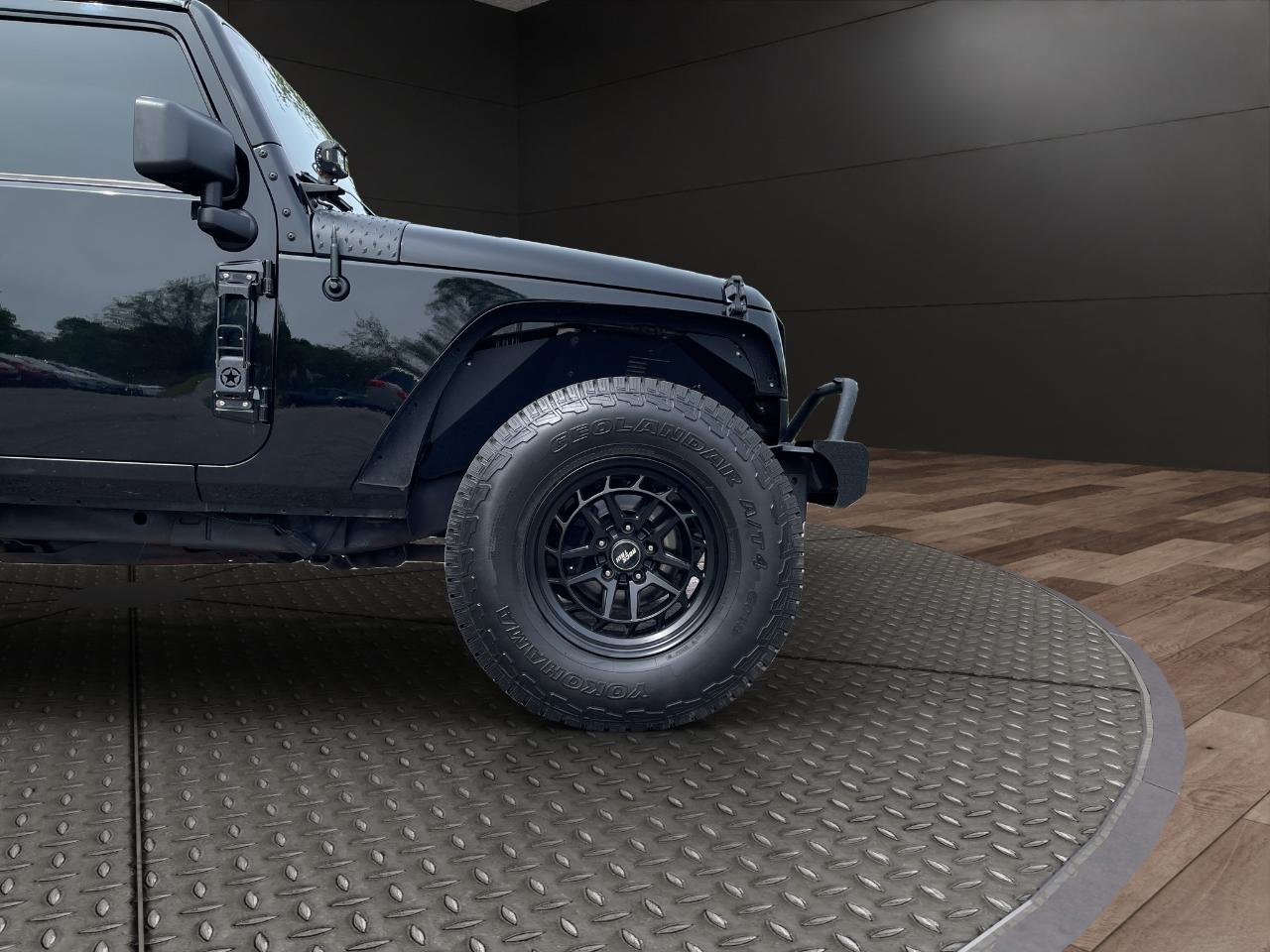 Jeep Wrangler Unlimited 4WD 4dr Sahara 2017