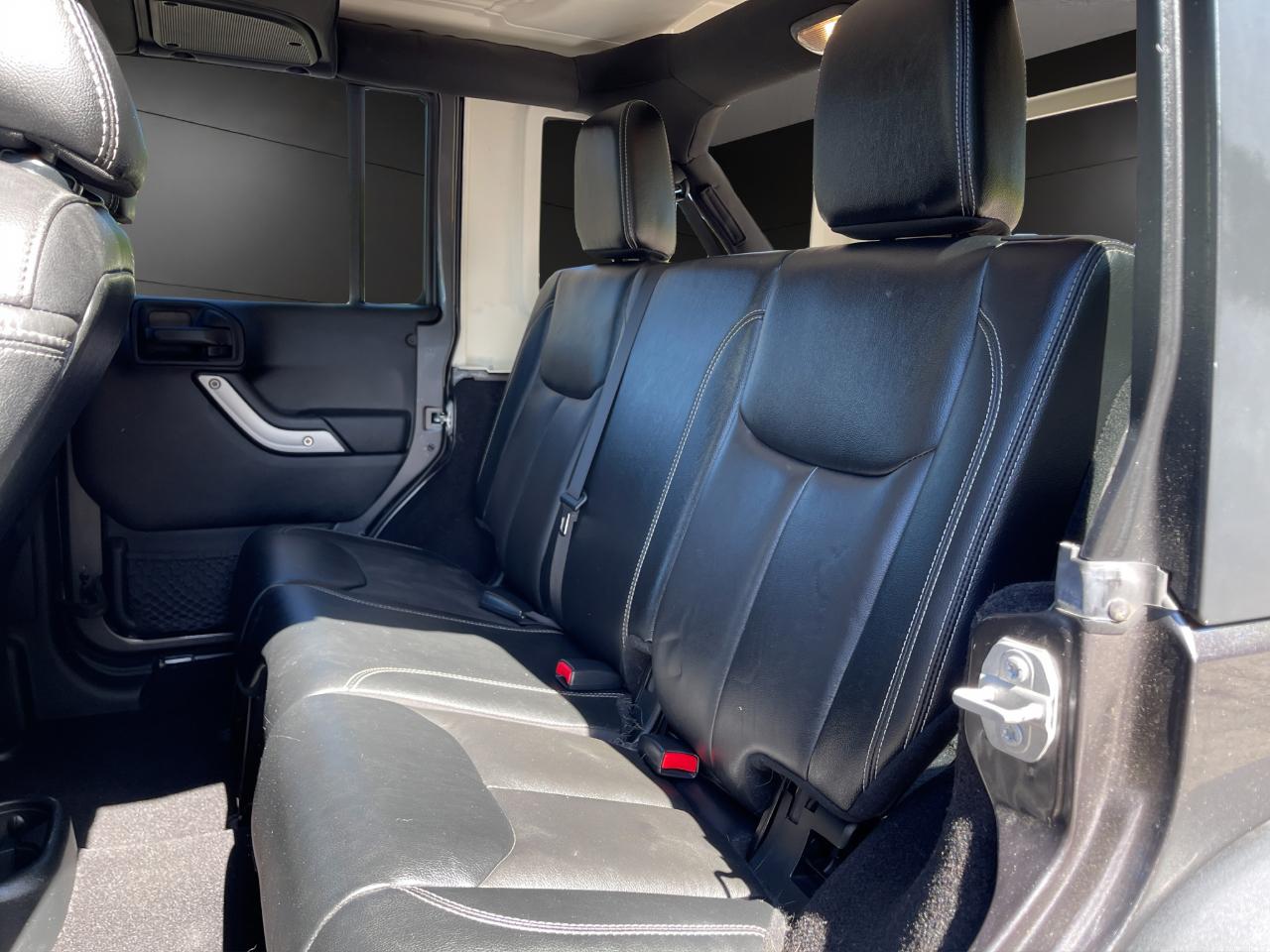 Jeep Wrangler Unlimited 4WD 4dr Rubicon 2017