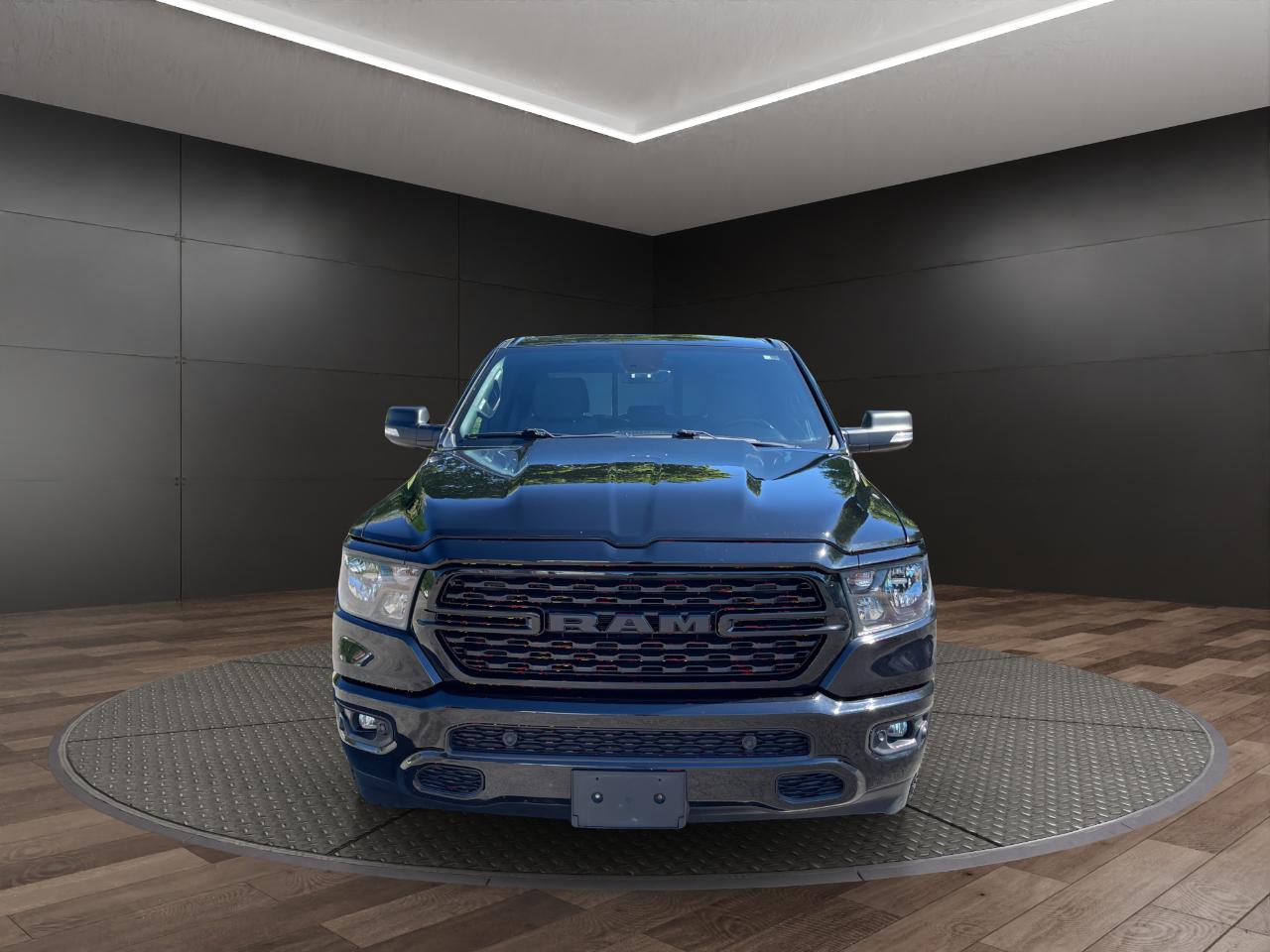 RAM 1500 Big Horn 4x4 Quad Cab 6'4" Box 2022