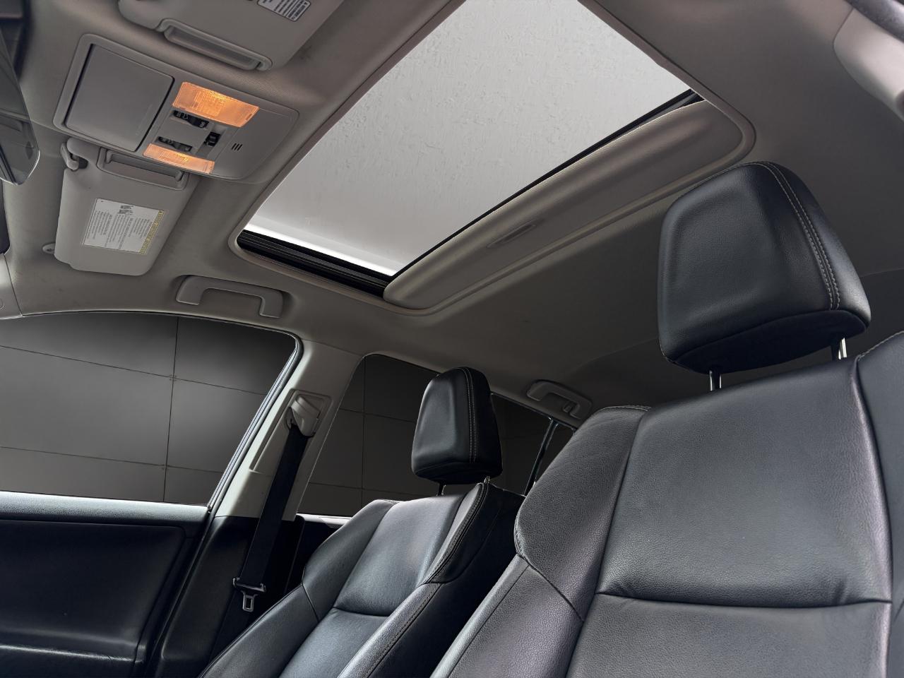 Toyota RAV4 AWD 4dr Limited (Natl) 2016