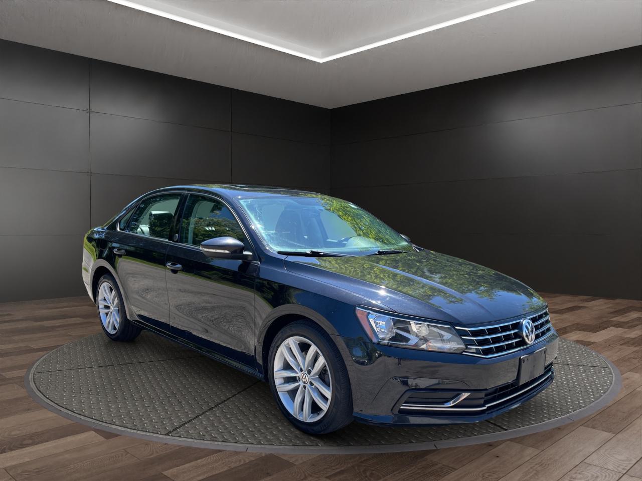 Volkswagen Passat 2.0T Wolfsburg Edition Auto 2019
