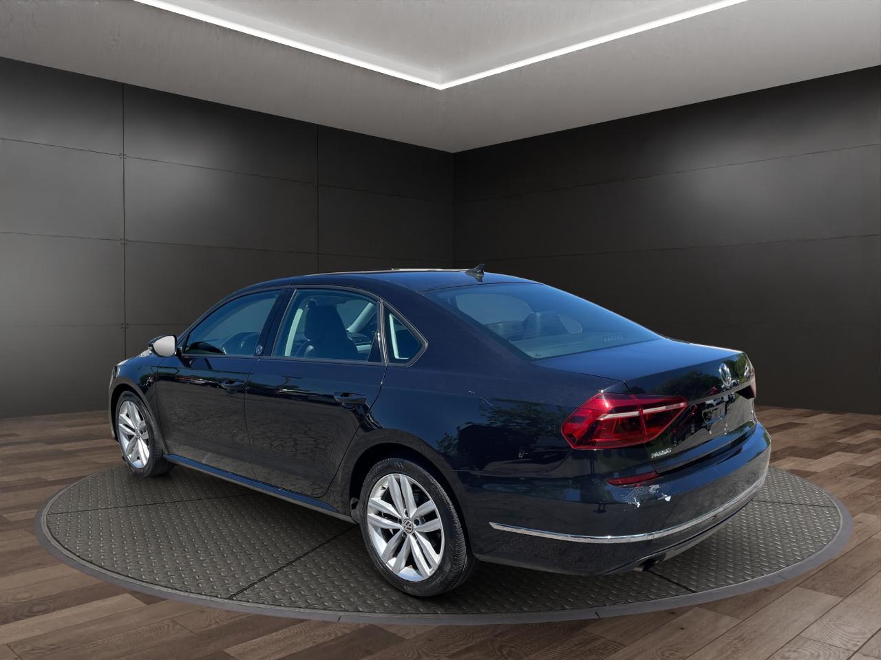 Volkswagen Passat 2.0T Wolfsburg Edition Auto 2019