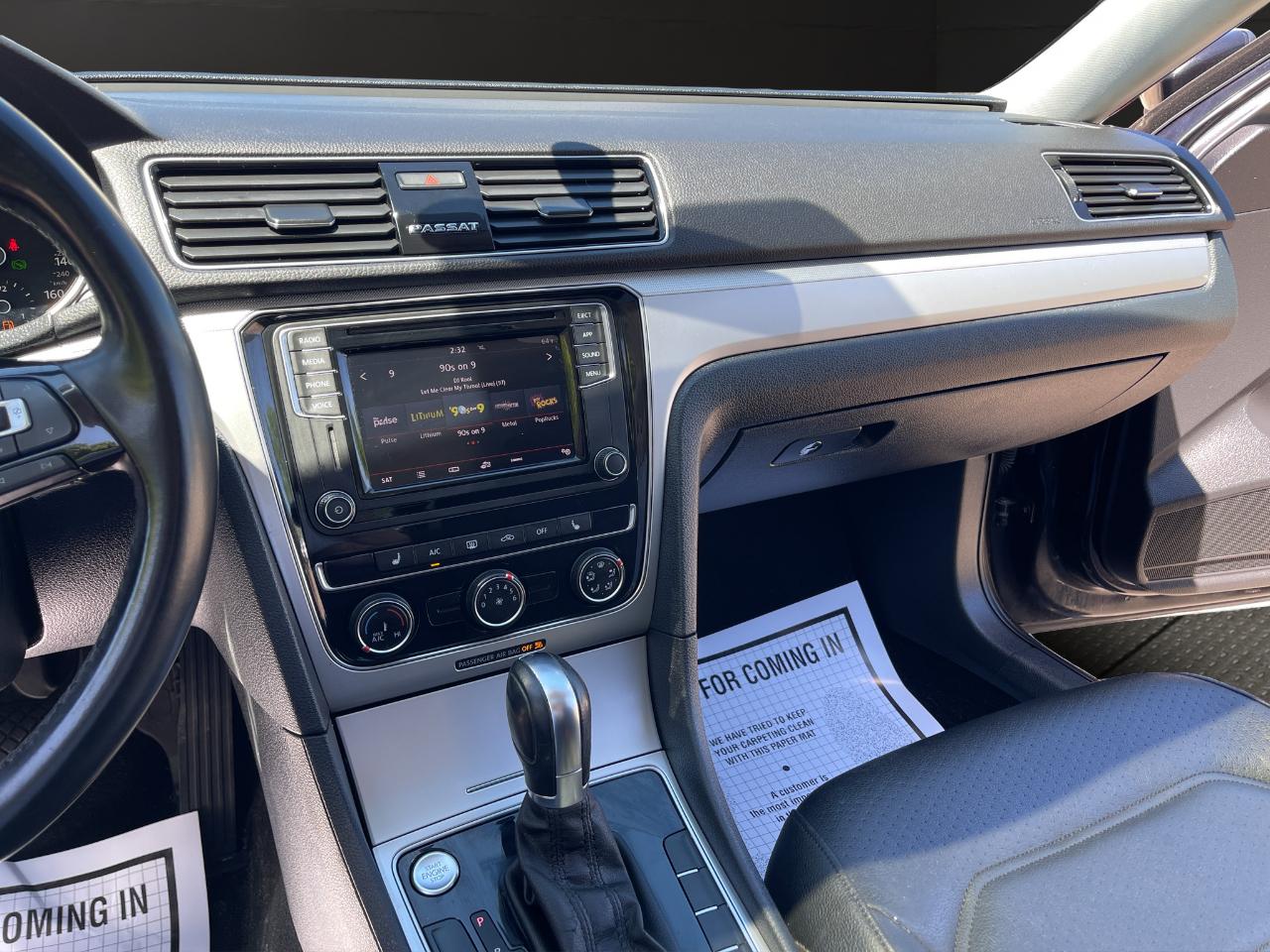 Volkswagen Passat 2.0T Wolfsburg Edition Auto 2019