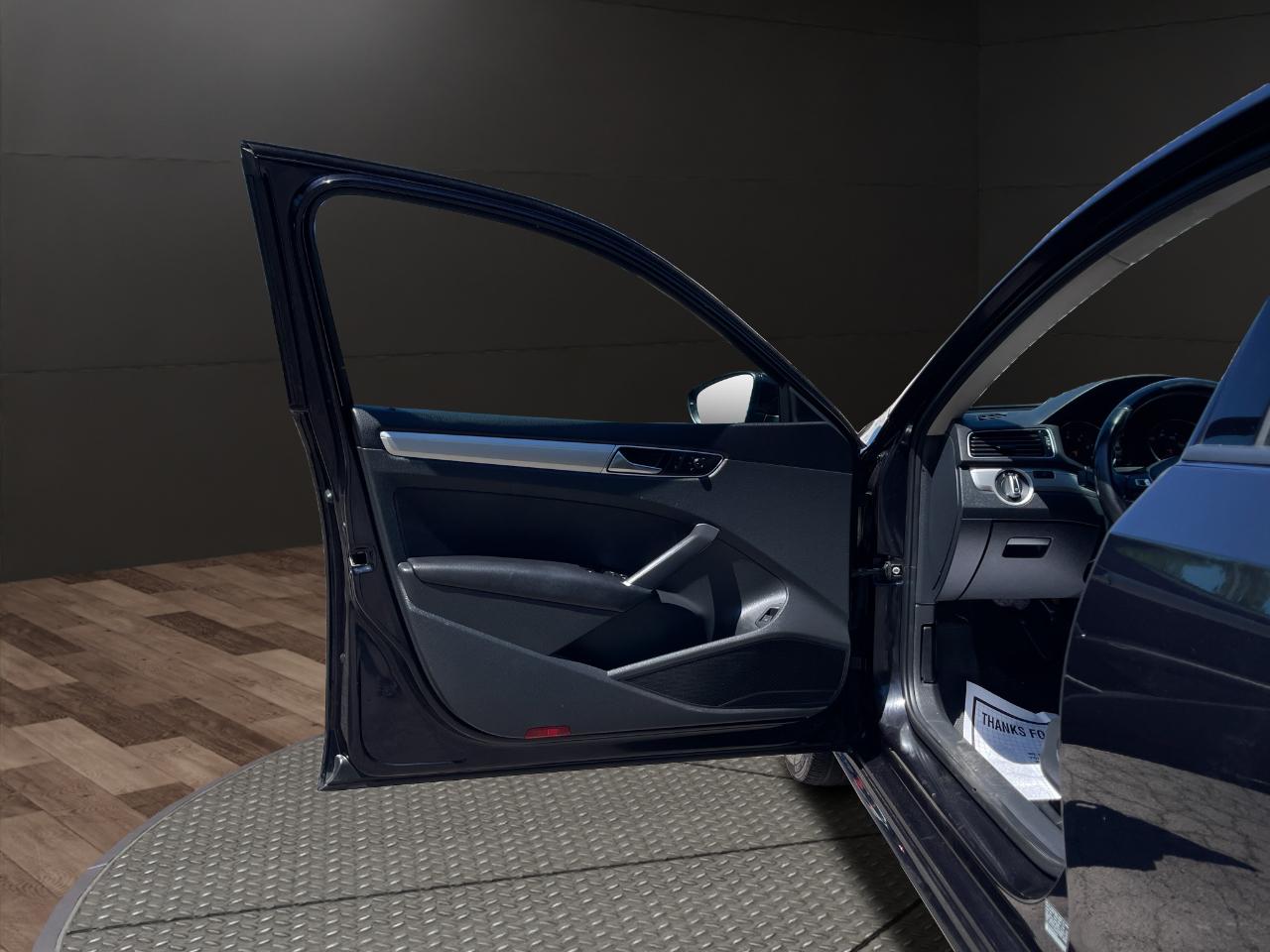 Volkswagen Passat 2.0T Wolfsburg Edition Auto 2019