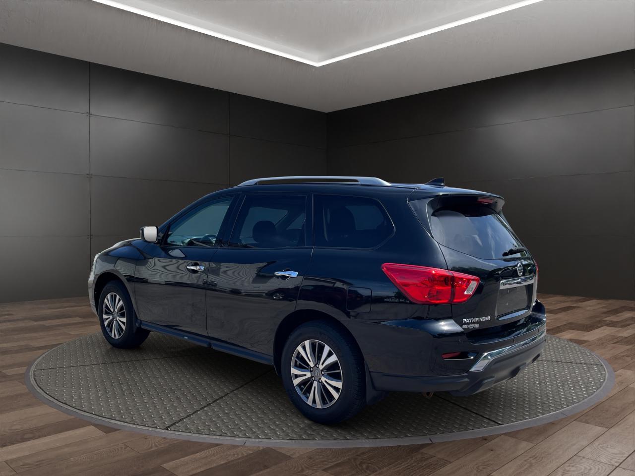 Nissan Pathfinder 4x4 S 2020