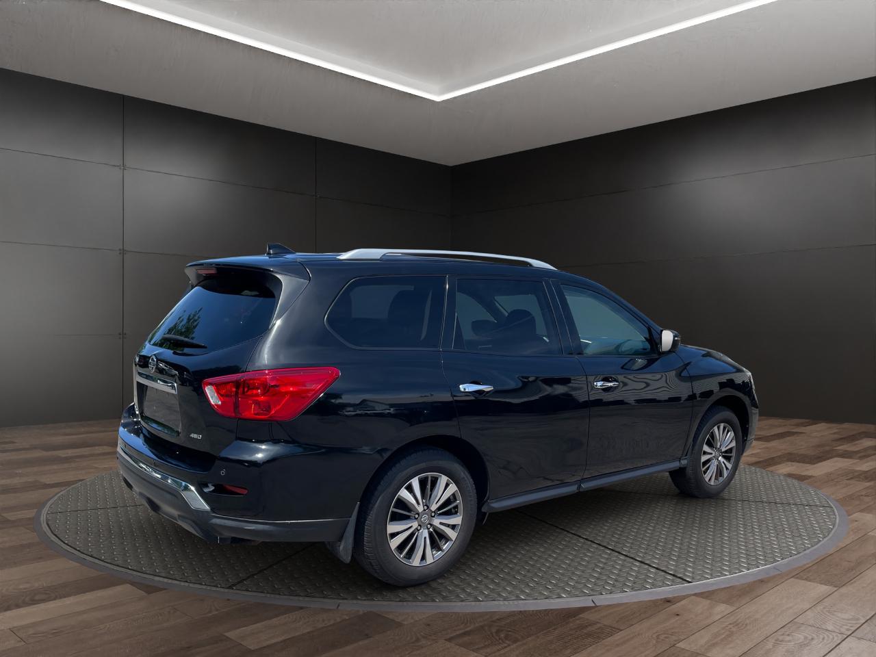 Nissan Pathfinder 4x4 S 2020