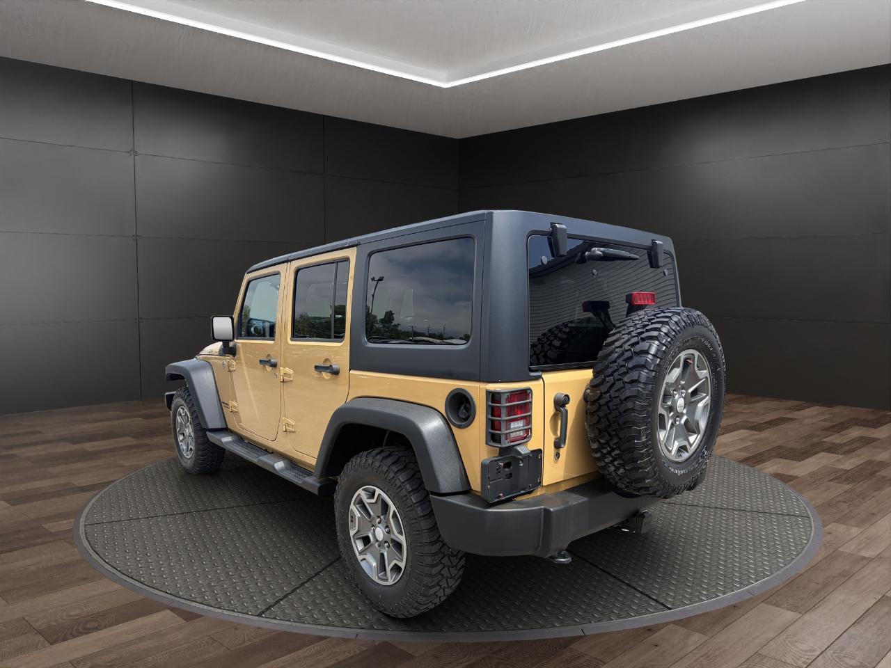 Jeep Wrangler Unlimited 4WD 4dr Rubicon 2014