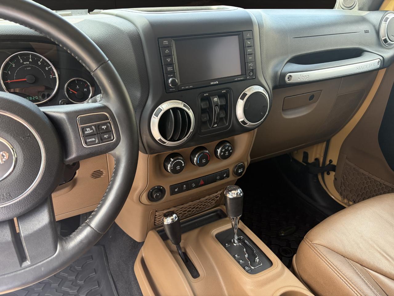 Jeep Wrangler Unlimited 4WD 4dr Rubicon 2014