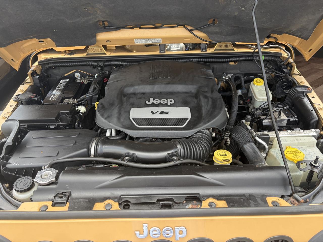Jeep Wrangler Unlimited 4WD 4dr Rubicon 2014