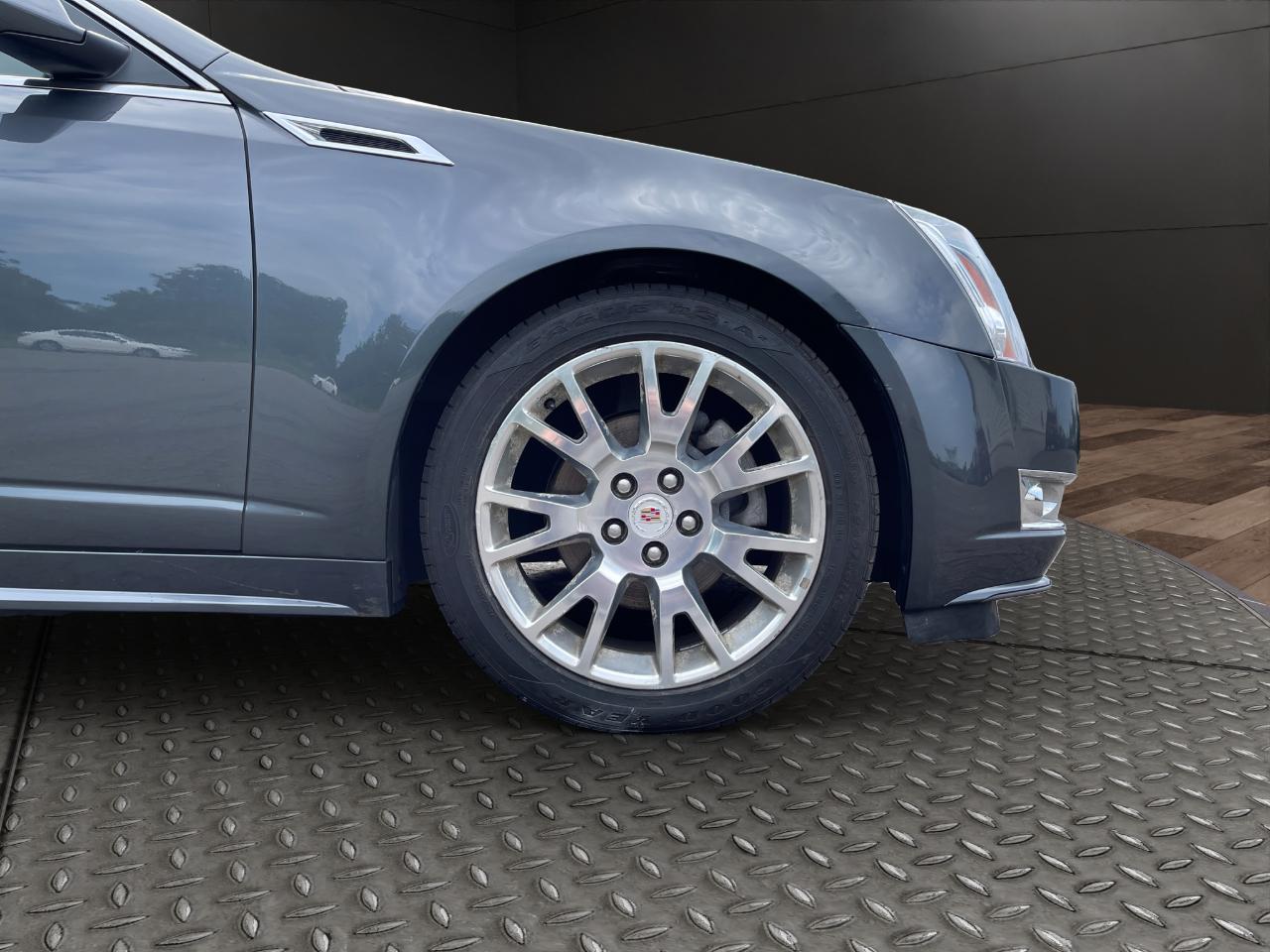 Cadillac CTS Sedan 4dr Sdn 3.6L Premium AWD 2013