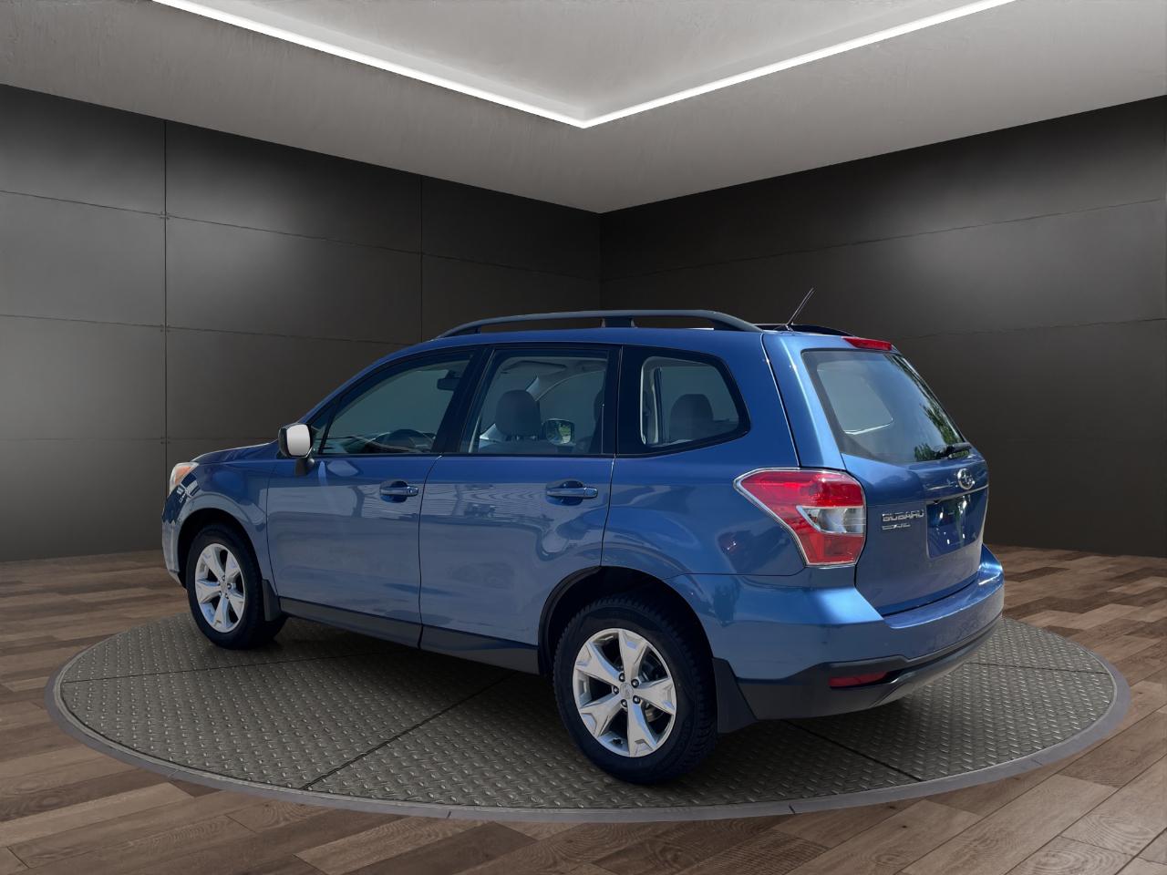 Subaru Forester 4dr CVT 2.5i PZEV 2015