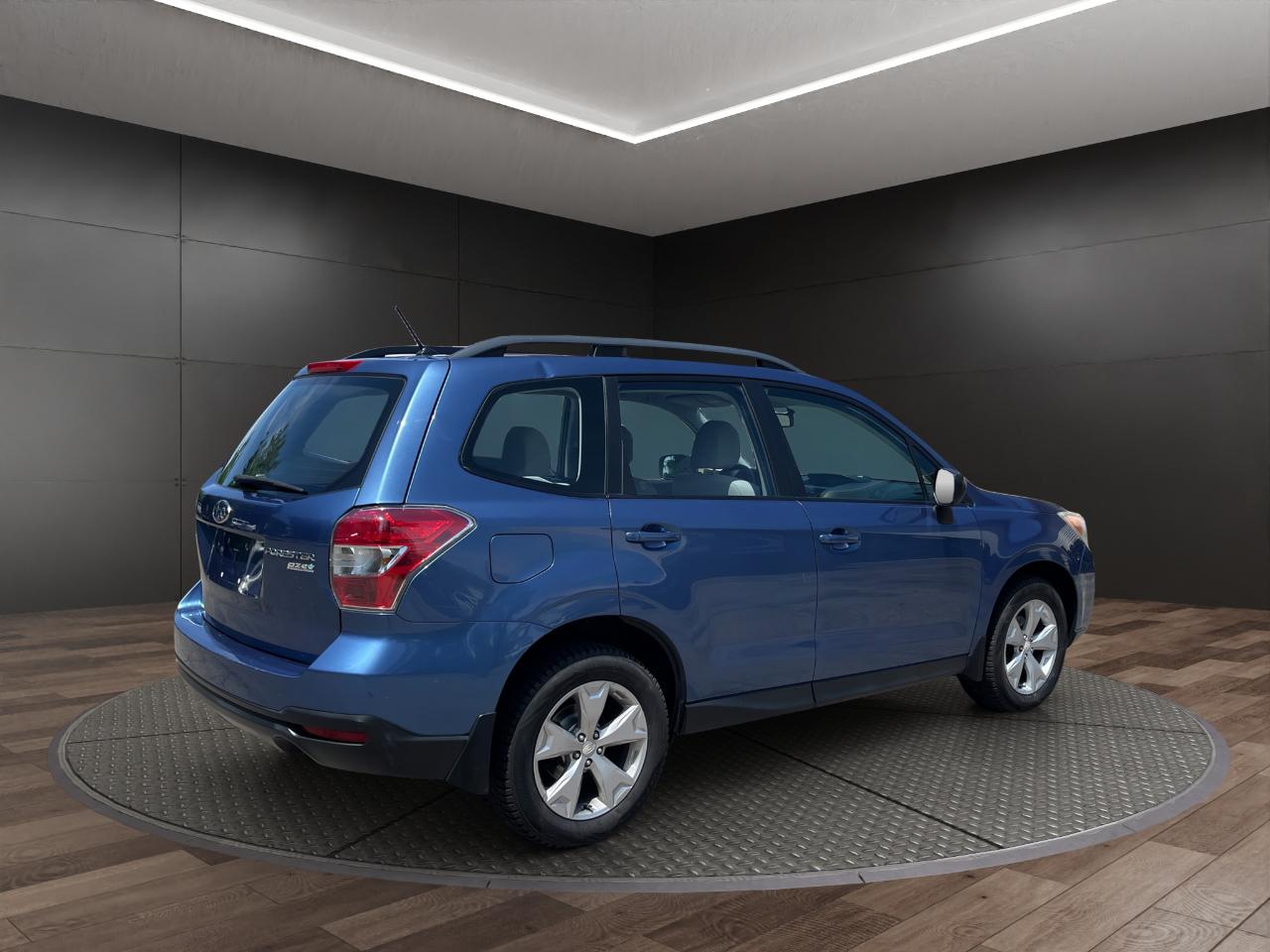 Subaru Forester 4dr CVT 2.5i PZEV 2015