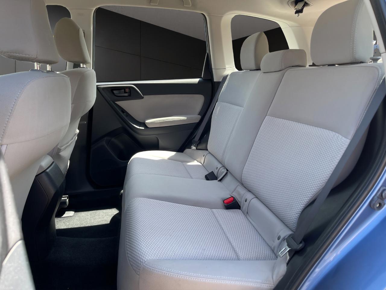 Subaru Forester 4dr CVT 2.5i PZEV 2015
