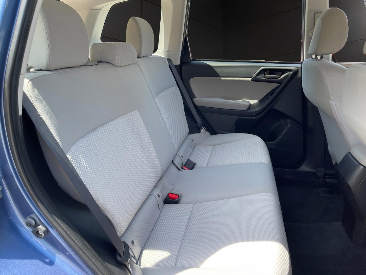 Subaru Forester 4dr CVT 2.5i PZEV 2015