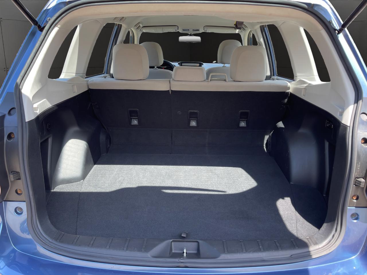 Subaru Forester 4dr CVT 2.5i PZEV 2015