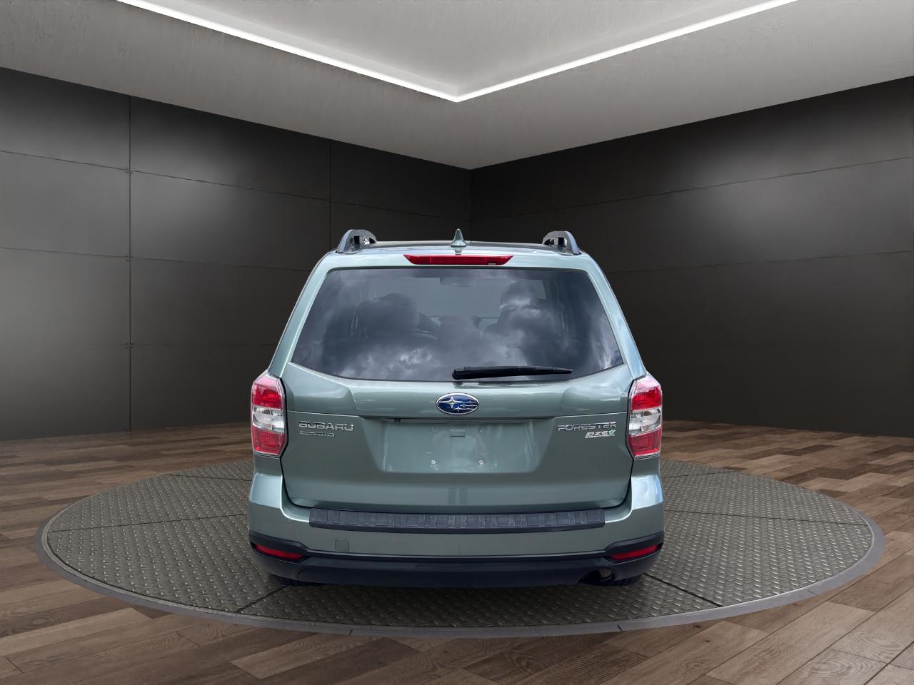 Subaru Forester 4dr CVT 2.5i Premium PZEV 2016