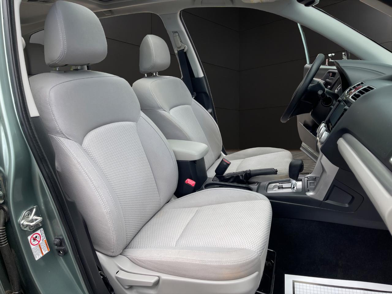 Subaru Forester 4dr CVT 2.5i Premium PZEV 2016