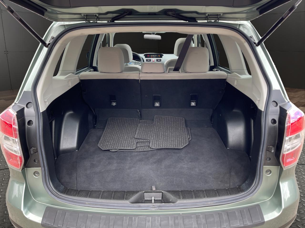 Subaru Forester 4dr CVT 2.5i Premium PZEV 2016