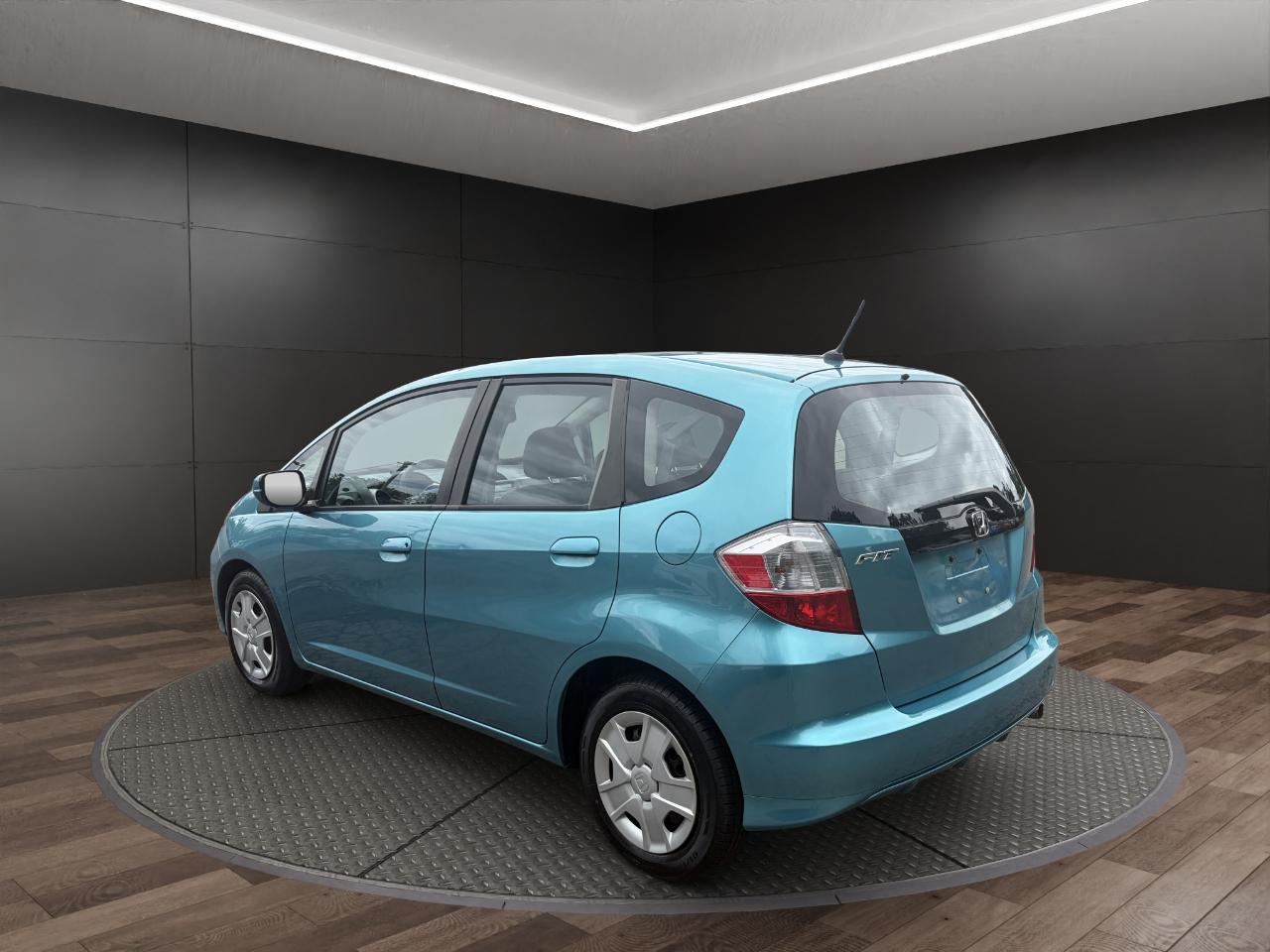 Honda Fit 5dr HB Man 2013